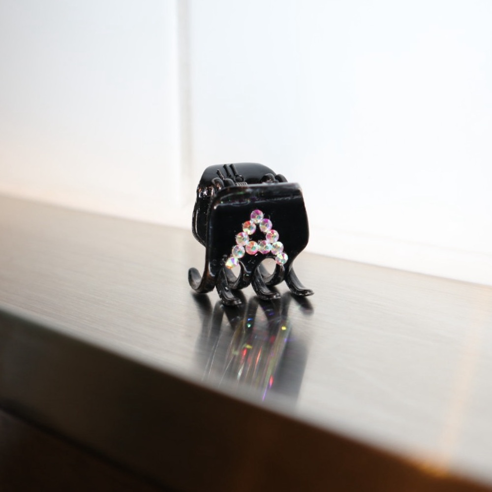 Handmade Custom Rhinestone Initial Rhinestone Clip - Picture 3 of 3